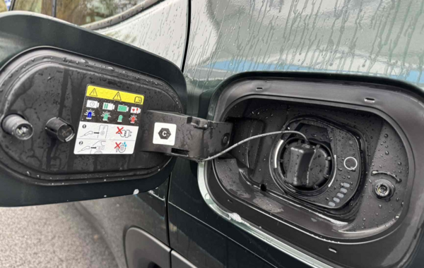 jeep-compass-1-3-turbo-t4-240ch-phev-4xe-north-star-at6-eawd - 917424713