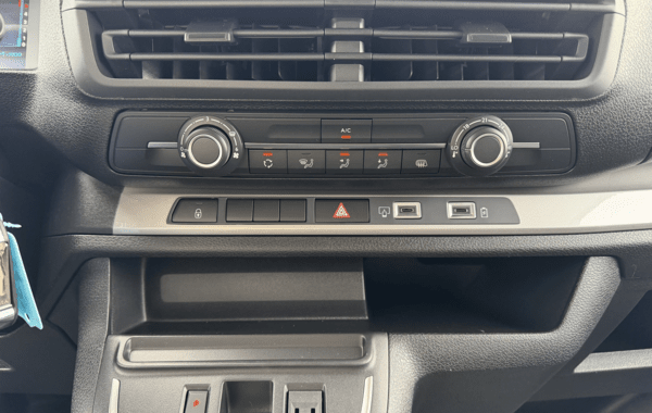 citroen-jumpy-fg-xl-2-0-bluehdi-180ch-s-s-cabine-approfondie-fixe-eat8 - 917844713