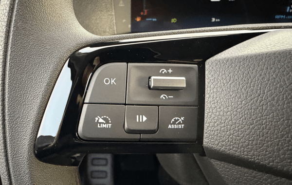 citroen-jumpy-fg-xl-2-0-bluehdi-180ch-s-s-cabine-approfondie-fixe-eat8 - 917854713