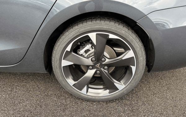 cupra-leon-st-1-5-etsi-hybrid-150ch-v-dsg7 - 918204713