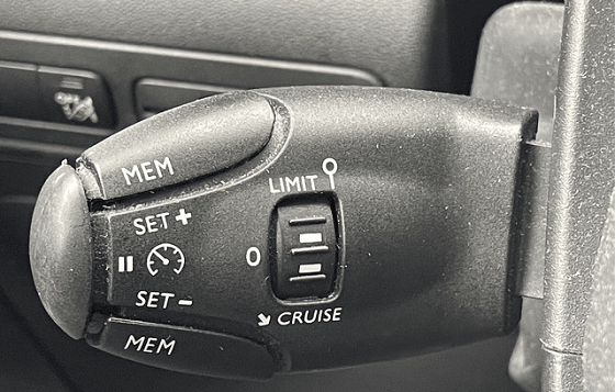 citroen-c3-aircross-puretech-110ch-s-s-shine-business-eat6-e6-d-temp-114g - 918284713