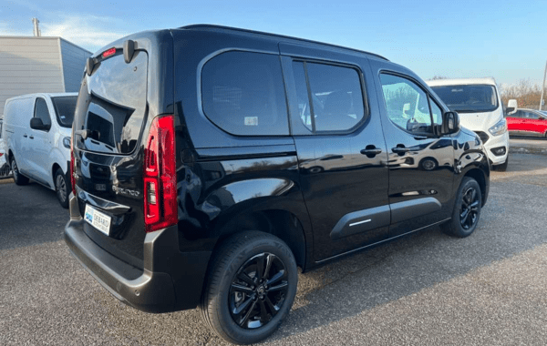 citroen-berlingo-taille-m-1-5-bluehdi-130ch-s-s-max-eat8-5-places - 918884713