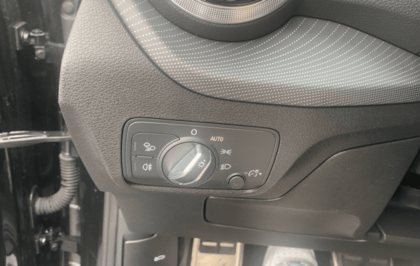 audi-q2-35-tdi-150ch-s-line-s-tronic-7 - 919514713