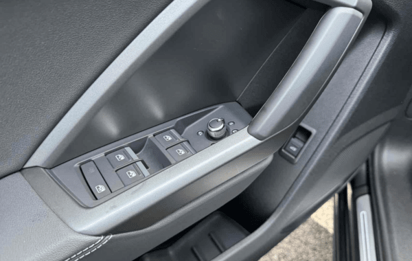 audi-q3-35-tdi-150ch-s-line-s-tronic-7 - 919564713