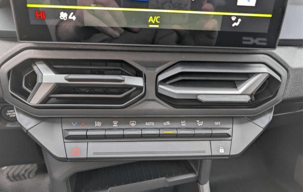 dacia-duster-1-6-hybrid-140ch-journey - 919984713