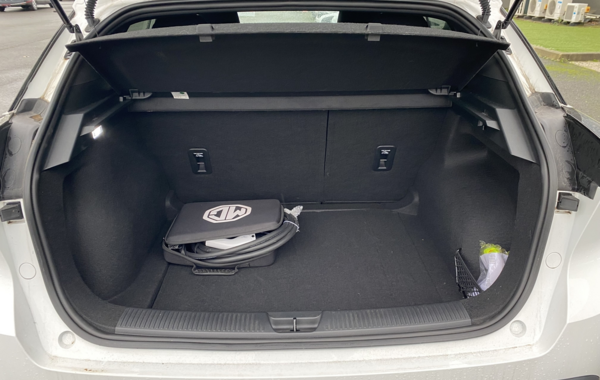 mg-motor-mg4-ev-204ch-64kwh-comfort-my23 - 920594713