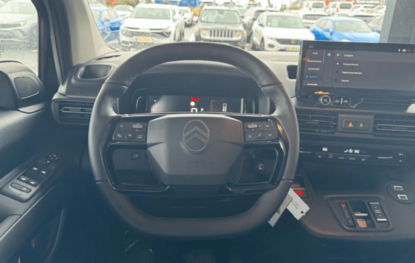 citroen-berlingo-taille-m-1-5-bluehdi-130ch-s-s-max-eat8-5-places - 920654713