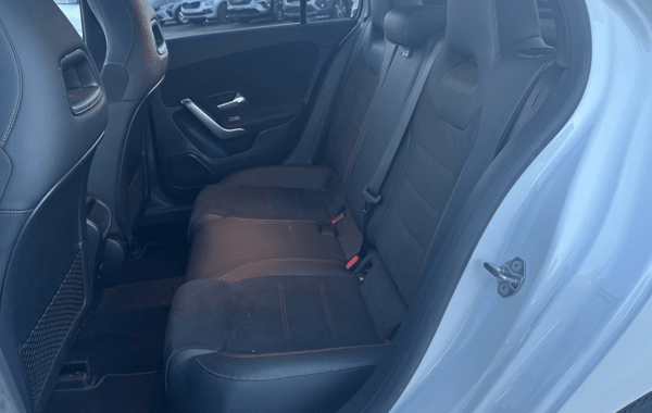 mercedes-classe-a-180-d-116ch-amg-line-8g-dct - 921654713