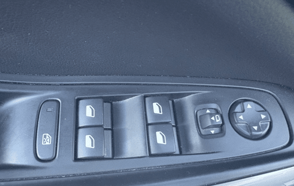 opel-grandland-1-5-d-130ch-elegance-business-bva8 - 922584713