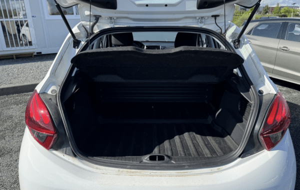 peugeot-208-affaire-1-2-puretech-82ch-s-s-premium-pack-euro6c - 922634713