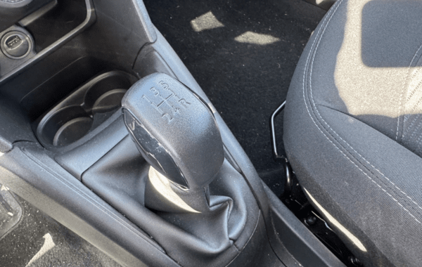 peugeot-208-affaire-1-2-puretech-82ch-s-s-premium-pack-euro6c - 922634713
