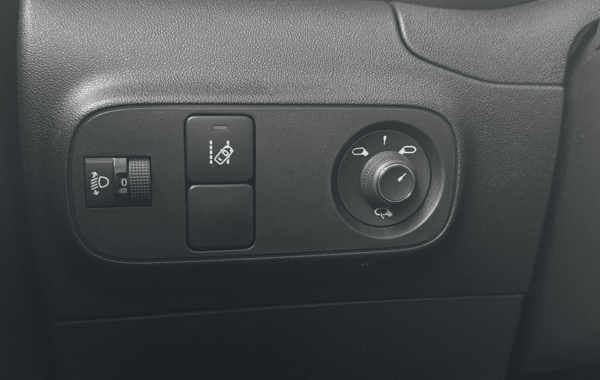 citroen-c3-ste-1-2-puretech-82ch-s-s-feel-nav-e6-d - 922664713