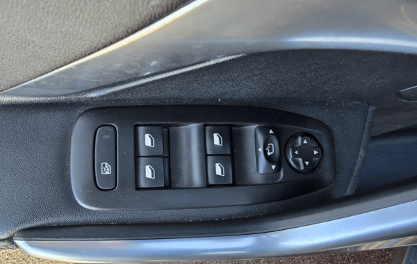 peugeot-2008-1-2-puretech-110ch-crossway-s-s - 923824713