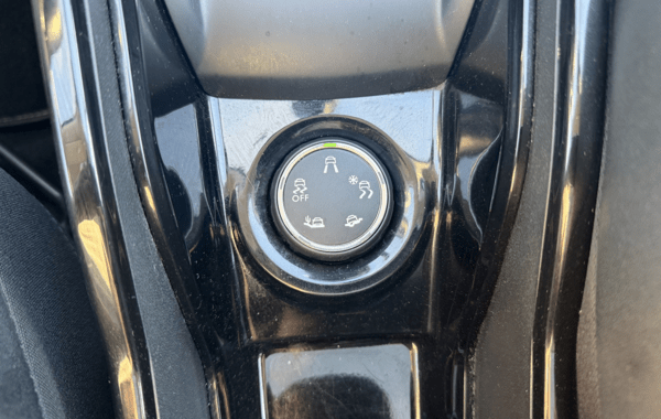 peugeot-2008-1-2-turbo-130ch-e6-c-gt-line-s-s-eat6 - 923904713