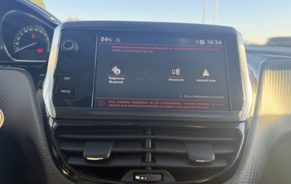 peugeot-2008-1-2-turbo-130ch-e6-c-gt-line-s-s-eat6 - 923904713