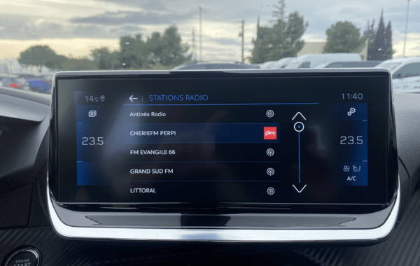 peugeot-2008-1-2-puretech-130ch-s-s-allure - 924534713