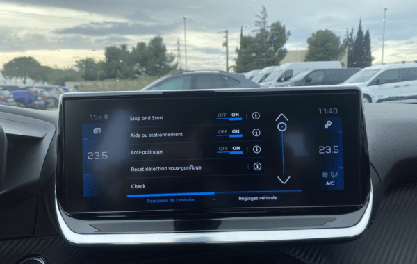 peugeot-2008-1-2-puretech-130ch-s-s-allure - 924534713