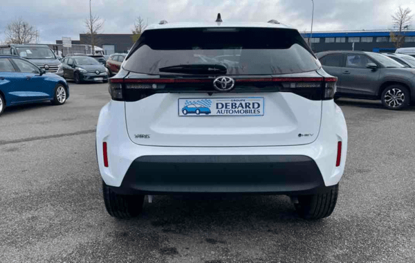 toyota-yaris-cross-130h-design-my25 - 924624713