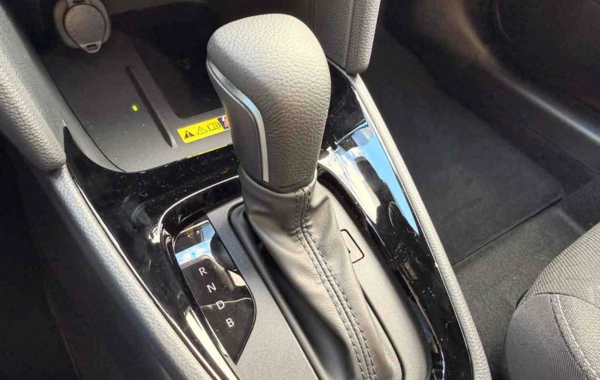 toyota-yaris-cross-130h-design-my25 - 924654713