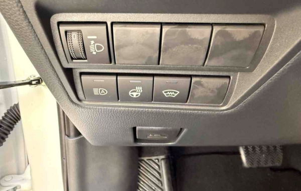 toyota-yaris-cross-130h-design-my25 - 924684713