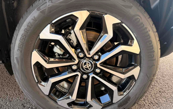 toyota-yaris-cross-130h-design-my25 - 924704713