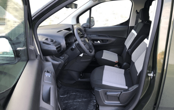 citroen-berlingo-taille-m-1-5-bluehdi-100ch-s-s-plus-n1 - 925114713