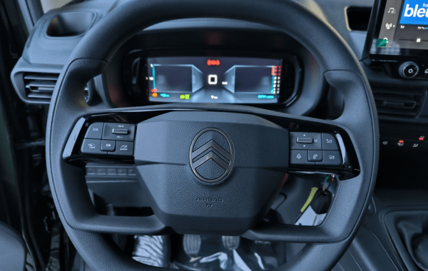 citroen-berlingo-taille-m-1-5-bluehdi-100ch-s-s-plus-n1 - 925124713