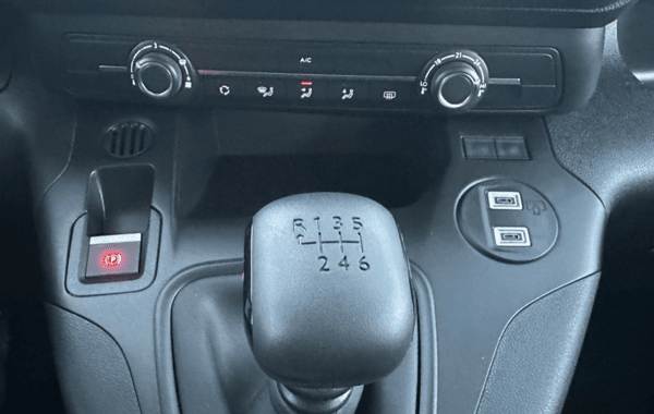 citroen-berlingo-taille-m-1-5-bluehdi-100ch-s-s-plus-n1 - 925144713