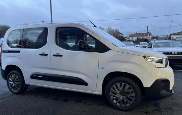 citroen-berlingo-taille-m-1-5-bluehdi-130ch-s-s-plus-5-places - 925394713