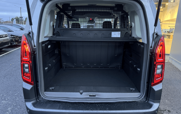 citroen-berlingo-taille-m-1-5-bluehdi-130ch-s-s-plus-5-places - 925394713