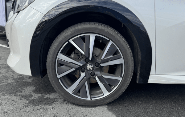 peugeot-208-1-2-puretech-100ch-s-s-gt-line - 925544713