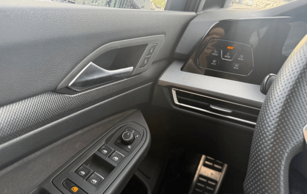 volkswagen-golf-viii-2-0-tdi-150ch-r-line-dsg7 - 926384713