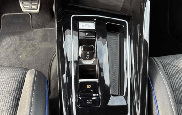 volkswagen-golf-viii-2-0-tdi-150ch-r-line-dsg7 - 926564713