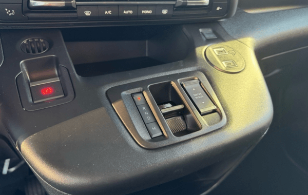 citroen-berlingo-taille-m-1-5-bluehdi-130ch-s-s-max-eat8-5-places - 926654713