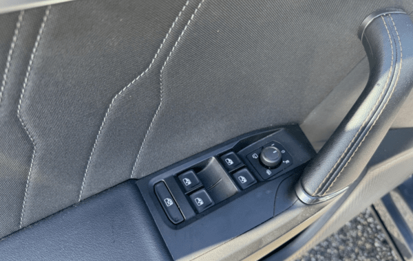 cupra-formentor-1-5-etsi-hybrid-150ch-v-dsg7 - 926944713