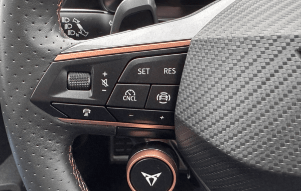 cupra-formentor-1-5-etsi-hybrid-150ch-v-dsg7 - 926954713