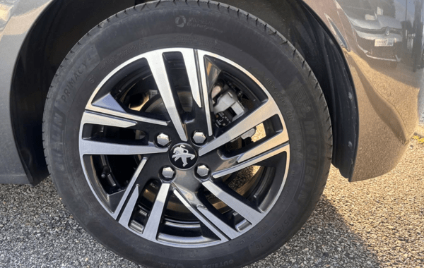 peugeot-208-1-2-puretech-100ch-s-s-allure-eat8 - 927024713