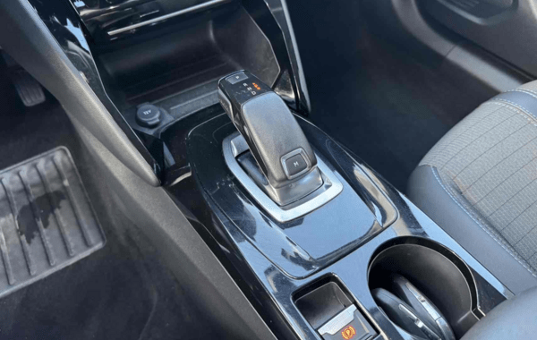 peugeot-2008-1-2-puretech-130ch-s-s-active-eat8-7cv - 927154713