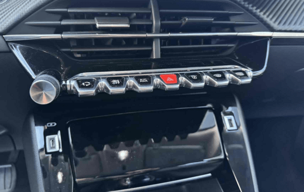 peugeot-2008-1-2-puretech-130ch-s-s-active-eat8-7cv - 927154713