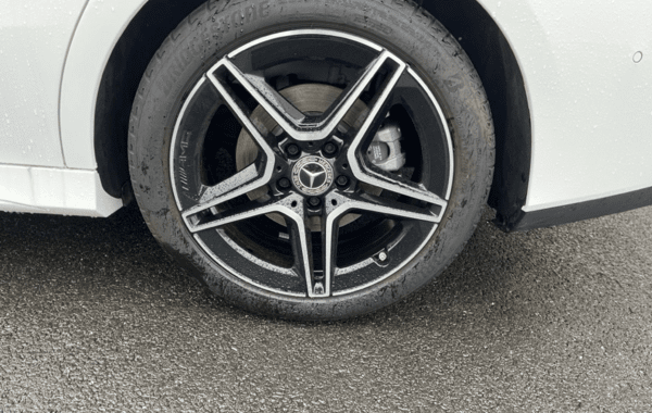 mercedes-cla-220-d-190ch-amg-line-8g-dct - 928424713