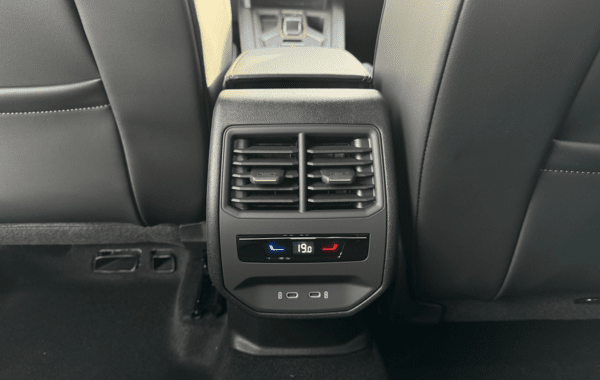 cupra-formentor-1-5-etsi-hybrid-150ch-v-dsg7 - 928974713