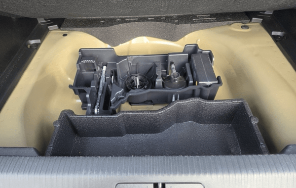 peugeot-2008-1-2-hybrid-145ch-allure-e-dcs6 - 929014713