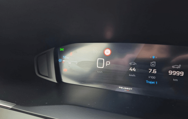 peugeot-2008-1-2-hybrid-145ch-allure-e-dcs6 - 929014713