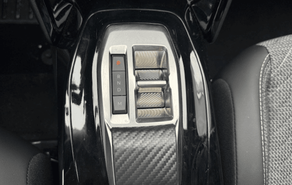 peugeot-2008-1-2-hybrid-145ch-allure-e-dcs6 - 929034713