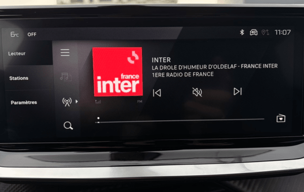 peugeot-2008-1-2-hybrid-145ch-allure-e-dcs6 - 929184713