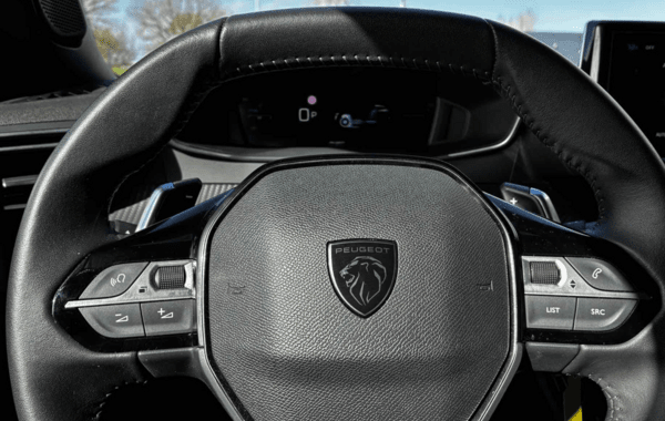 peugeot-2008-1-2-hybrid-145ch-allure-e-dcs6 - 929214713