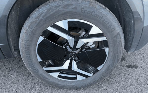 peugeot-2008-1-2-hybrid-145ch-allure-e-dcs6 - 929254713