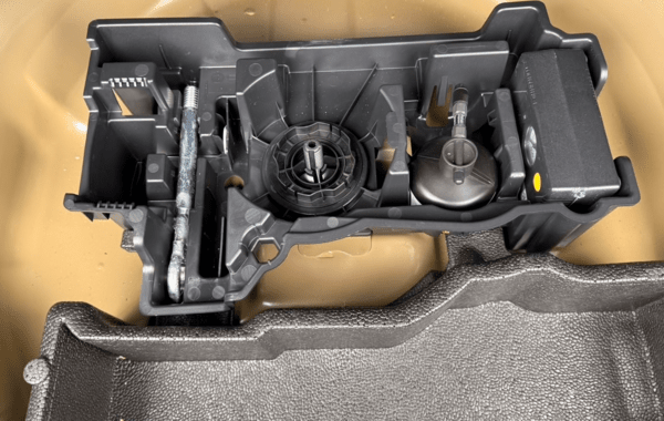 peugeot-2008-1-2-hybrid-145ch-allure-e-dcs6 - 929324713