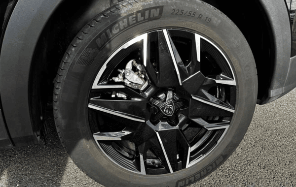 peugeot-3008-1-2-hybrid-145ch-allure-e-dcs6 - 929624713