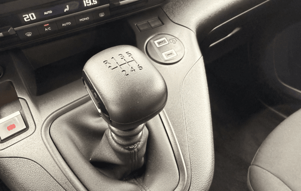 citroen-berlingo-taille-m-1-5-bluehdi-100ch-s-s-plus-5-places - 930994713